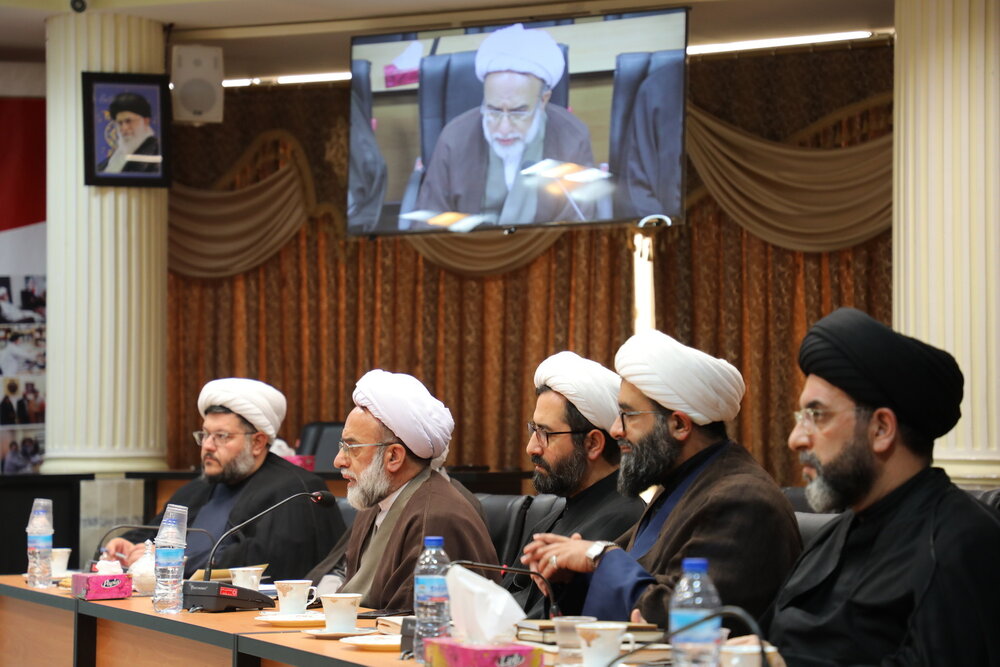 دیدار اعضای شورای راهبری کنگره علامه میرحامدحسین با رئیس دانشگاه ادیان