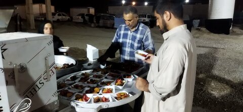 خدمات رسانی موکب شهدای مدافع حرم به زائرین اربعین حسینی