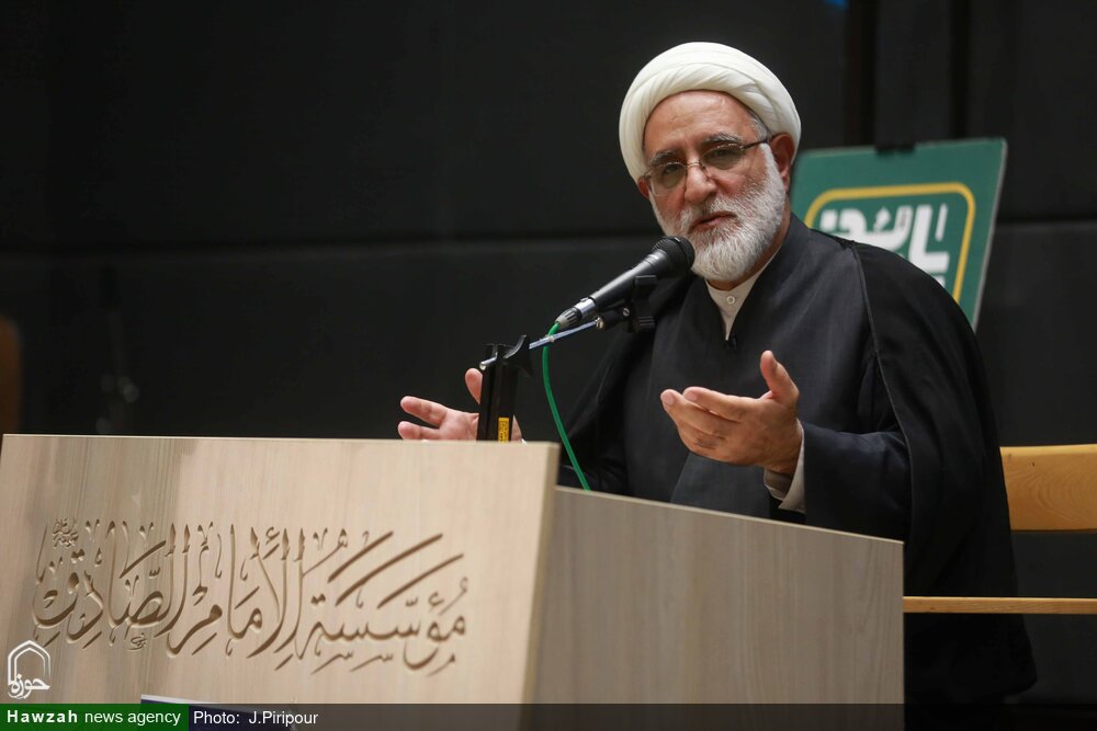 यूरोपीय सभ्यता में मनुष्य का कोई मूल्य नहीं है यूरोपीय सभ्यता में मनुष्य का कोई मूल्य नहीं है