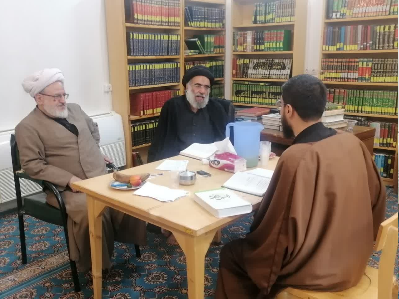 آزمون شفاهی ۲۰۰ طلبه حوزه علمیه استان تهران برگزار شد + عکس