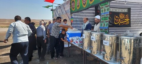 تصاویر/ فعالیت روحانیون آذربایجان غربی در مواکب حسینی مرز تمرچین