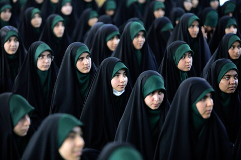 تصاویر/ حضور تولیت آستان قدس رضوی در جمع دختران حافظ قرآن کریم