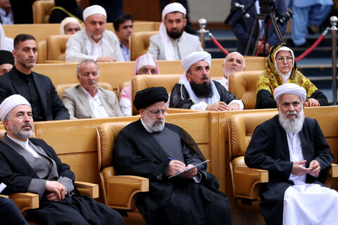 تصاویر/ نشست علما و نخبگان اهل سنت با رئیس جمهور