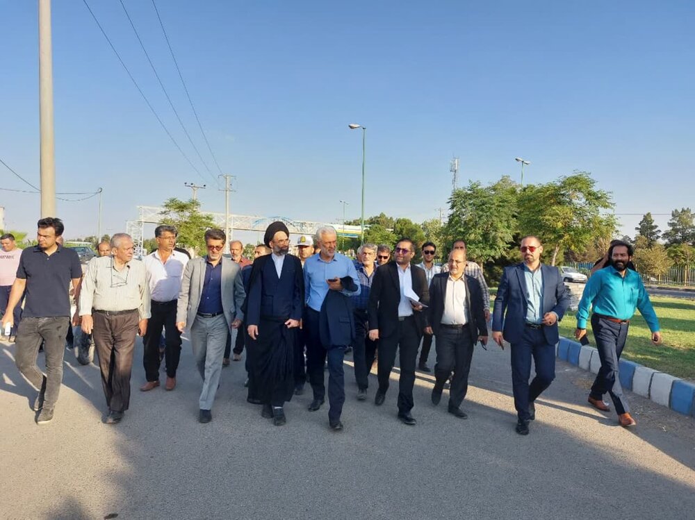 پیگیری مطالبات مردمی توسط امام جمعه کاشان + عکس