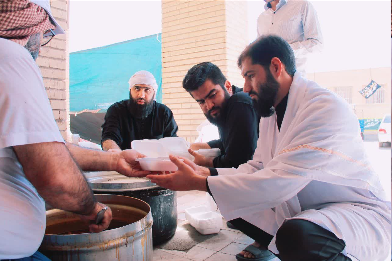 حوزه علمیه ای در خط مقدم خدمت به زائران اربعین / پیش بینی میزبانی از ۱۰۰ هزار زائر در حوزه علمیه مهران