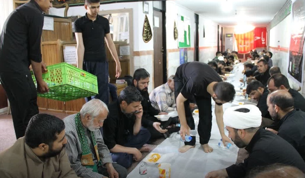 حوزه علمیه ای در خط مقدم خدمت به زائران اربعین / پیش بینی میزبانی از  ۱۰۰ هزار زائر در حوزه علمیه مهران