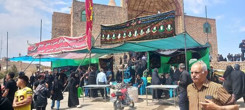 تصاویر/  برگزاری همایش پیاده روی جاماندگان قافله اربعین دربخش قمصر