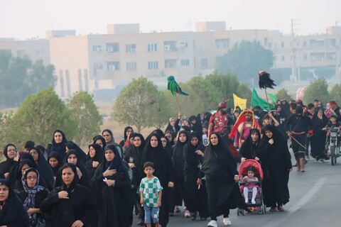 پیاده روی جاماندگان اربعین در شهر عالیشهر
