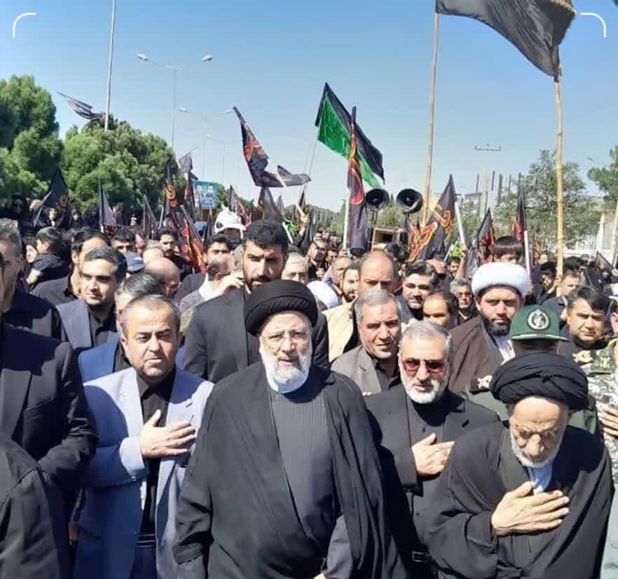 ایرانی صدر کی بیرجند شہر میں اربعین مارچ میں شرکت