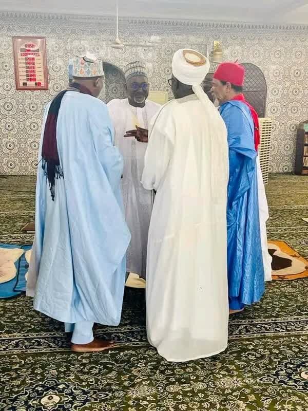 رایزنی نماینده علمای نیجریه برای حل بحران سیاسی در نیجر