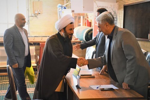 تصاویر/ اقامه نماز جمعه خوی