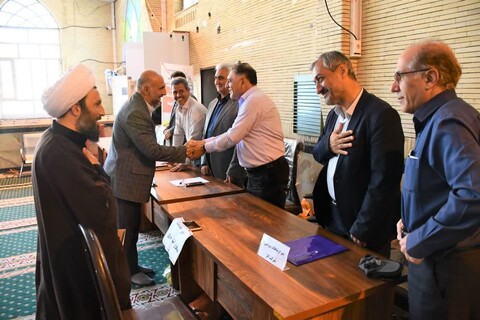 تصاویر/ اقامه نماز جمعه خوی