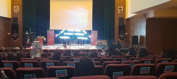 ارسال یک هزار اثر به دبیرخانه سوگواره عاشورایی چلچراغ