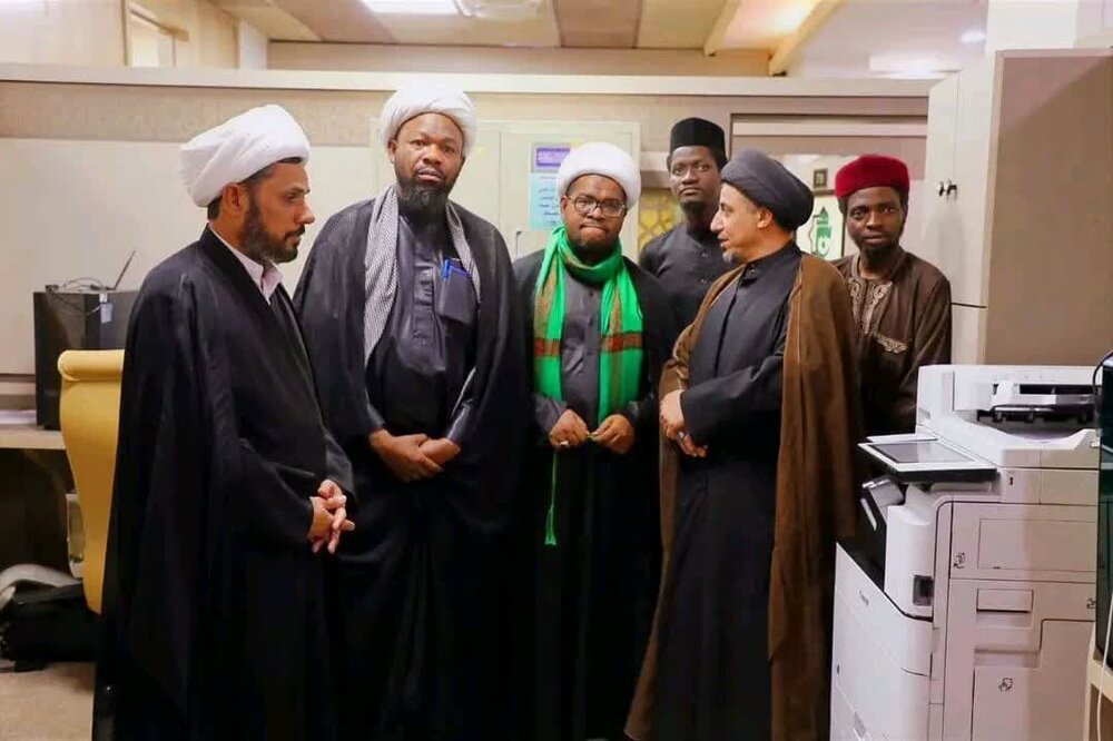 بازدید نمایندگان طلاب تانزانیا و سنگال از مرکز مطالعات آفریقا در نجف