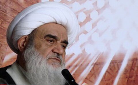 ویڈیو/ آیت اللہ العظمٰی مظاہری دنیا و آخرت کی سعادت کے بارے میں کیا فرماتے ہیں؟