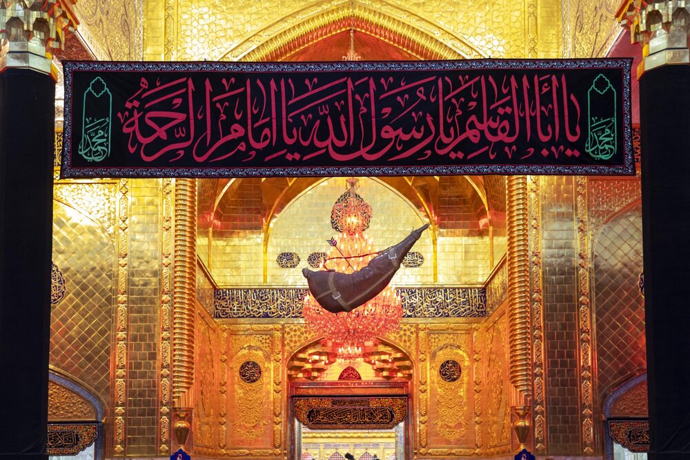 رسول خدا(ص) کا یوم وفات اور روضہ مبارک حضرت عباس(ع) میں حزن و ملال اور سوگ کے مظاہر