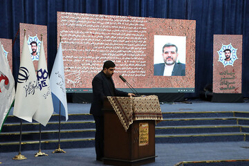 شهدای هنرمند و خبرنگار زیبایی های دفاع مقدس را ماندگار کردند