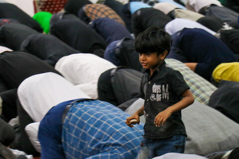 تصاویر/حضور کودکان در نماز جمعه بندرعباس