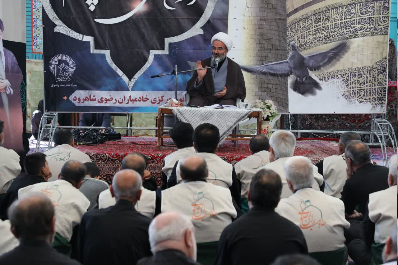 امام رضا (ع) مظهر «رأفت الهی» / جوانان نقش خود را در جنگ ترکیبی و جهاد تبیین ایفا کنند