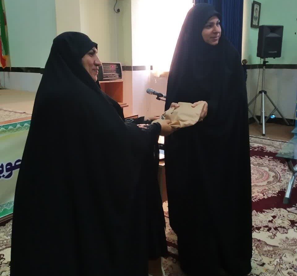 کارگاه اعتقادی مربیان و مدیران مدارس غیردولتی در عسلویه برگزار شد