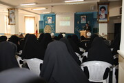 استاندار یزد: رسالت بانوان طلبه تبلیغ و جهاد تبیین است
