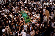 تصاویر/ حرم امام علی علیہ السلام میں آیت اللہ الخرسان کی تشییع جنازہ