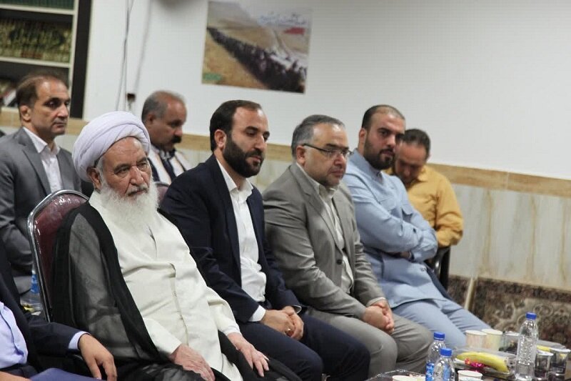 مردم باید رفاه را در سفره های خود احساس کنند