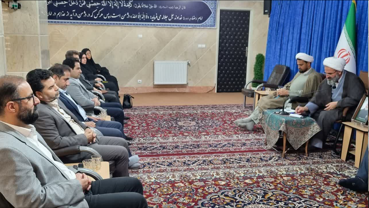 امور بهداشتی و درمانی تحتالشعاع مباحث سیاسی و حاشیهای قرار نگیرد