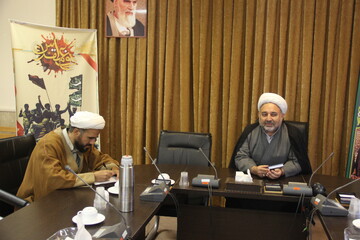 طلاب امین توجه جدّی به تربیت دانش آموزان داشته باشند