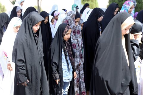 تصاویر / حضور نماینده ولیفقیه در استان قزوین در جمع حافظ قرآن کریم