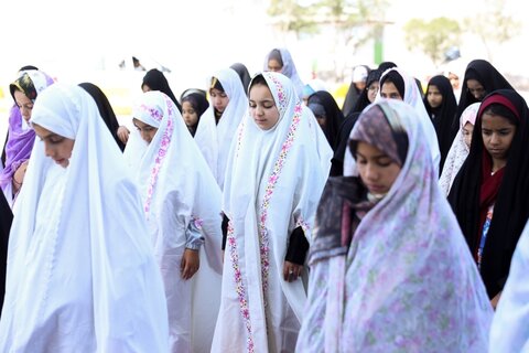 تصاویر / حضور نماینده ولیفقیه در استان قزوین در جمع حافظ قرآن کریم