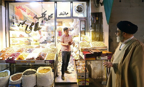 "یک روز با آقای امام جمعه" - سرکشی به کسبه های بازر تبریز