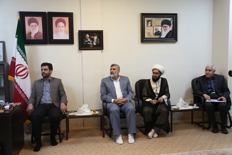 برای معرفی حضرات معصومین (ع) تولید محتوا مناسب داشته باشیم