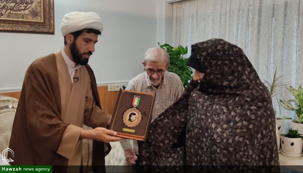 تبیین سیره شهدا امروز به عهده خانواده شهدا است