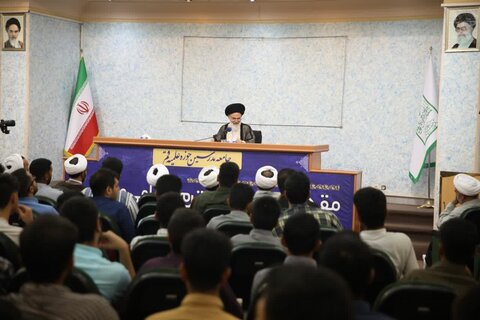 آیت الله حسینی بوشهری در دیدار دانشجویان دانشگاه‌های استان سیستان و بلوچستان