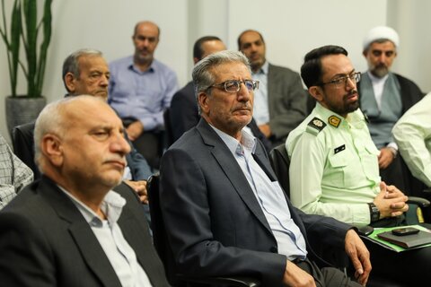 تصاویر / دیدار فرمانده هان نظامی وانتظامی با نماینده ولی فقیه در استان قزوین