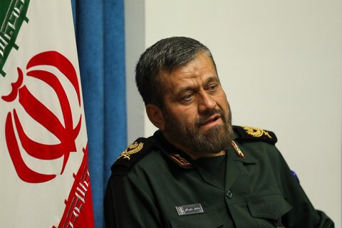 تصاویر / دیدار فرمانده هان نظامی وانتظامی با نماینده ولی فقیه در استان قزوین