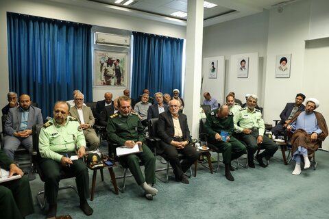 تصاویر / دیدار فرمانده هان نظامی وانتظامی با نماینده ولی فقیه در استان قزوین