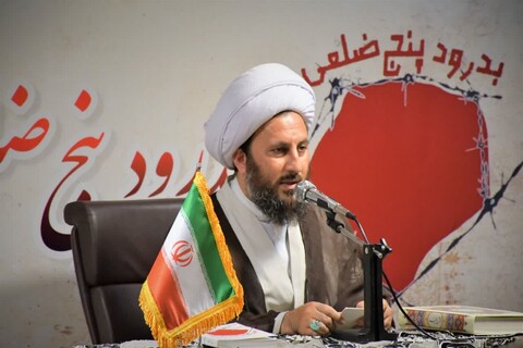 تصاویر/ نشست ادبیات حماسه و مقاومت در خوی