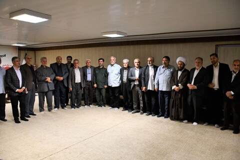 تصاویر/ نشست ادبیات حماسه و مقاومت در خوی