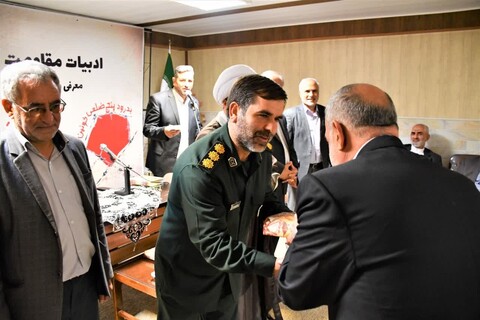 تصاویر/ نشست ادبیات حماسه و مقاومت در خوی