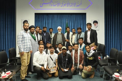 تصاویر / دیدار جمعی از مدیران سازمان امامیه در دانشگاههای پاکستان با نماینده ولی فقیه در استان قزوین