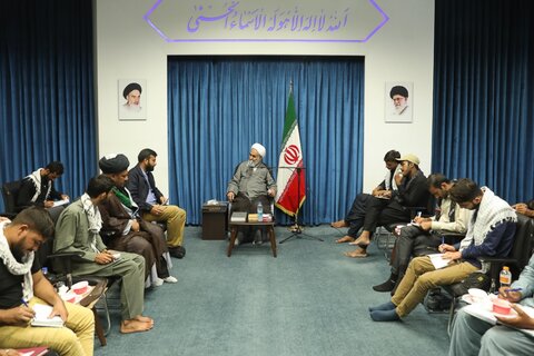 تصاویر / دیدار جمعی از مدیران سازمان امامیه در دانشگاههای پاکستان با نماینده ولی فقیه در استان قزوین