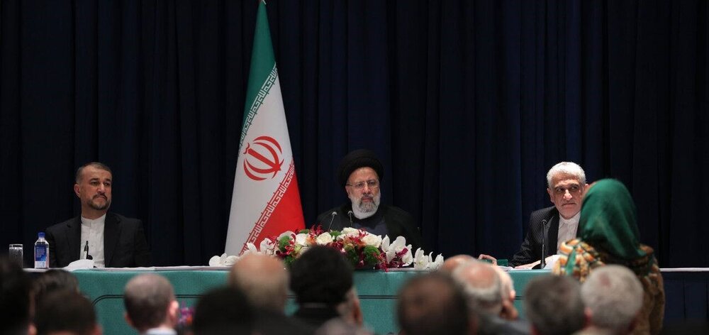 ایرانی قوم نے مغربی ملکوں کے اندازوں کو غلط ثابت کر دیا