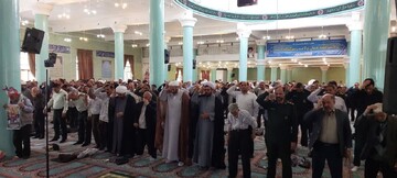 تصاویر/ اقامه نماز جمعه تکاب