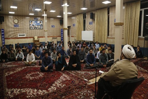 تصاویر/ دیدار مدیر مدرسه علمیه امیرالمومنین(ع) تبریز با طلاب و اساتید این مدرسه