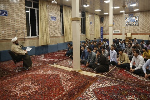 تصاویر/ دیدار مدیر مدرسه علمیه امیرالمومنین(ع) تبریز با طلاب و اساتید این مدرسه
