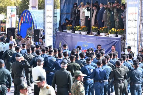 تصاویر/  آیین رژه نیروهای مسلح در ارومیه