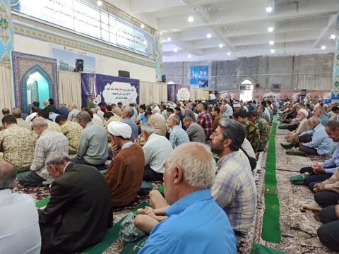 تصاویر: اقامه نمازجمعه کاشان