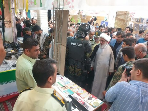 افتتاح نمایشگاه دستاوردهای دفاع مقدس در بوشهر